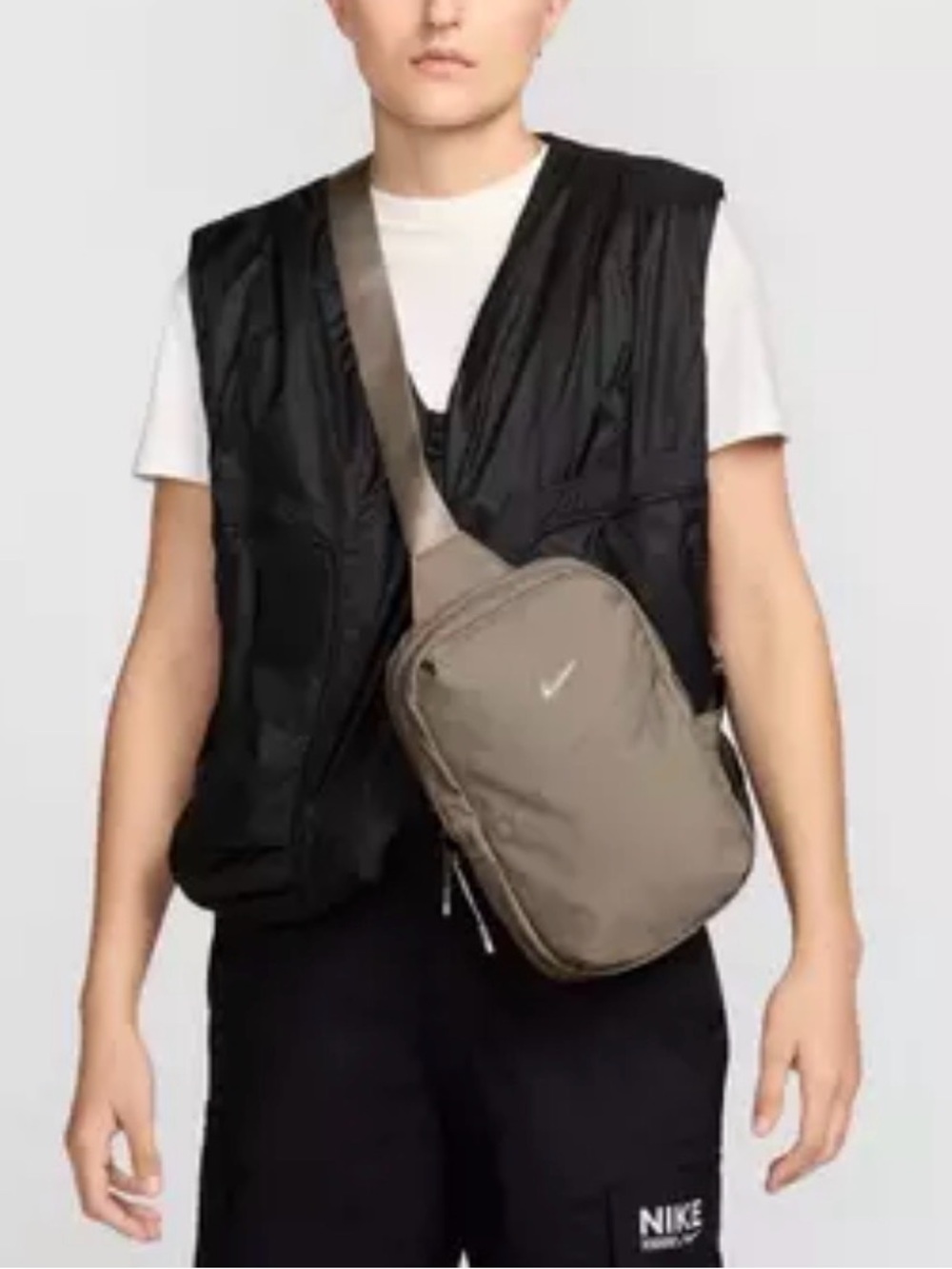 Nike Aura Crossbody Bag